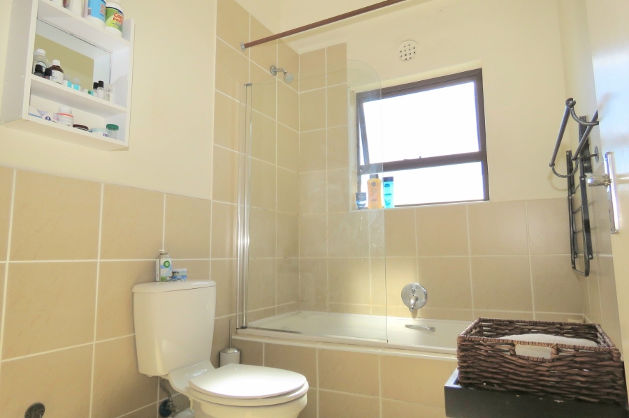 2 Bedroom Property for Sale in Parklands Western Cape